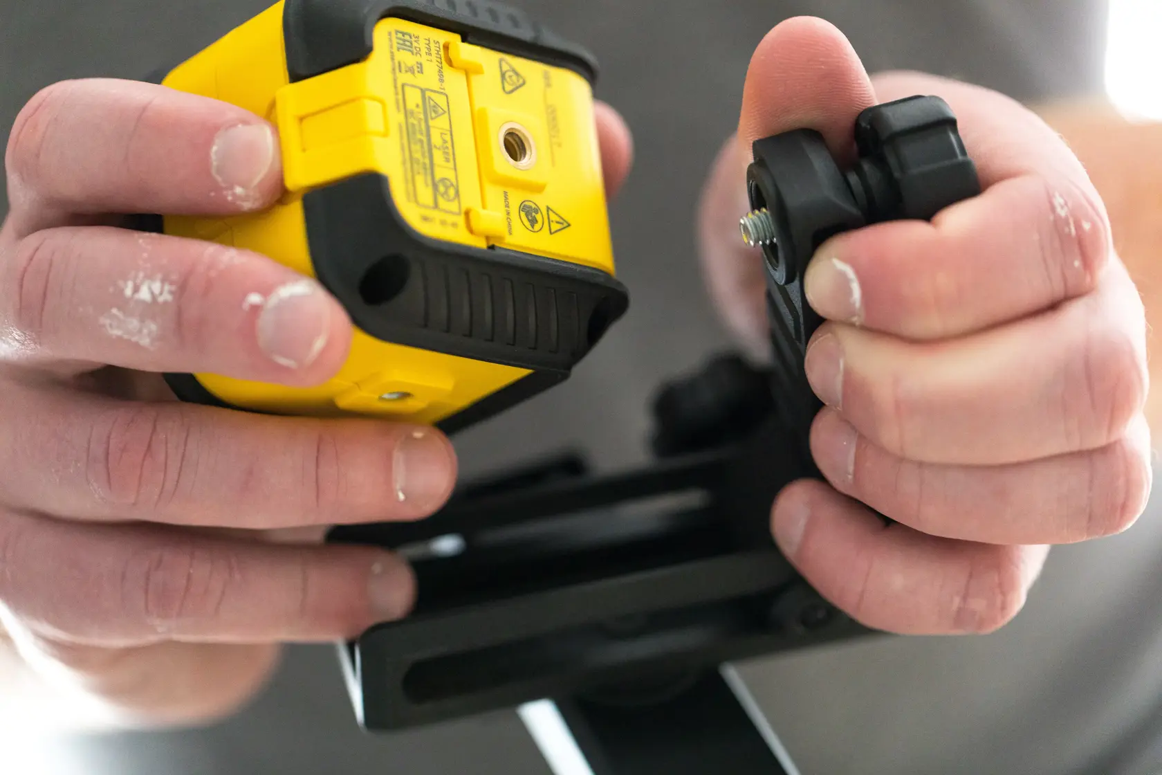 Laser cu linie transversală roșie STANLEY® Cubix