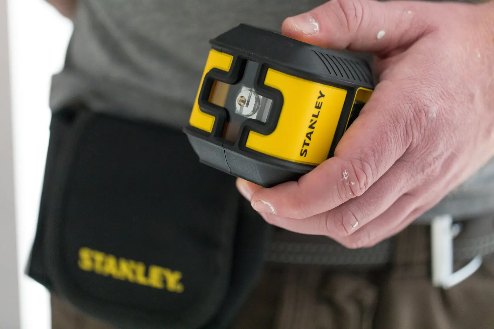 Laser cu linie transversală roșie STANLEY® Cubix